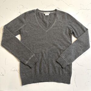 Lacoste Cashmere Gray V-Neck Sweater Size XS